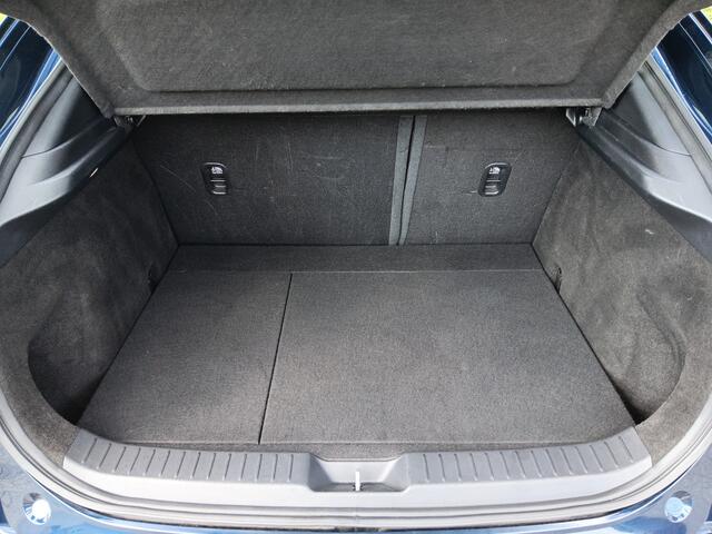 Mazda CX-30 2.0 e-SkyActiv M Hybrid Luxury, Leder, Navi, Clima, Head-up, etc. incl. 12 MND BOVAGGARANTIE