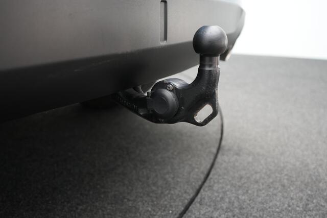 Mazda CX-5 2.5 SkyActiv-G Signature automaat met Sunroof, wegklapbare trekhaak en alarm klasse III : dealer onderhouden