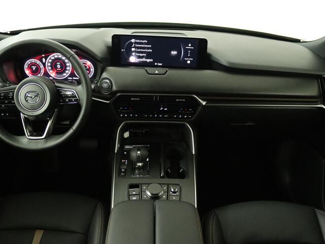 Mazda CX-60 2.5 e-SkyActiv PHEV Homura Plus | Elektrisch glazen panorama-dak | Dodehoek Ass. | LM velgen | Stoelverwarming | 360 Camera | Navigatie |