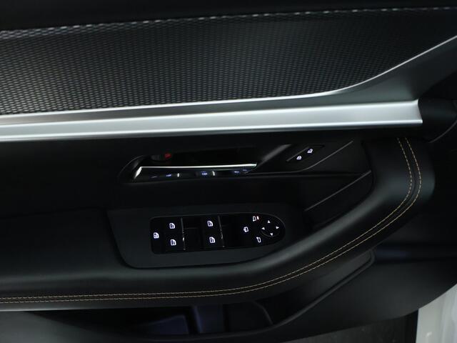 Mazda CX-60 2.5 e-SkyActiv PHEV Homura | Panoramadak | electrische Kofferklep | CS & DA & P pack