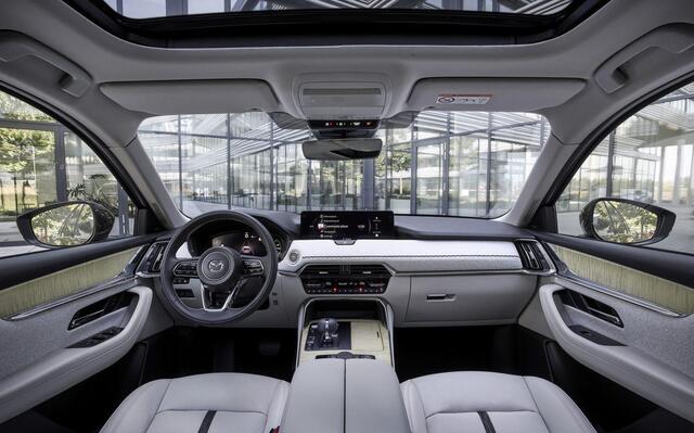 Mazda CX-80 2.5 e-SkyActiv PHEV Takumi Plus 6p. | ¤ 3.500,- VOORRAADKORTING