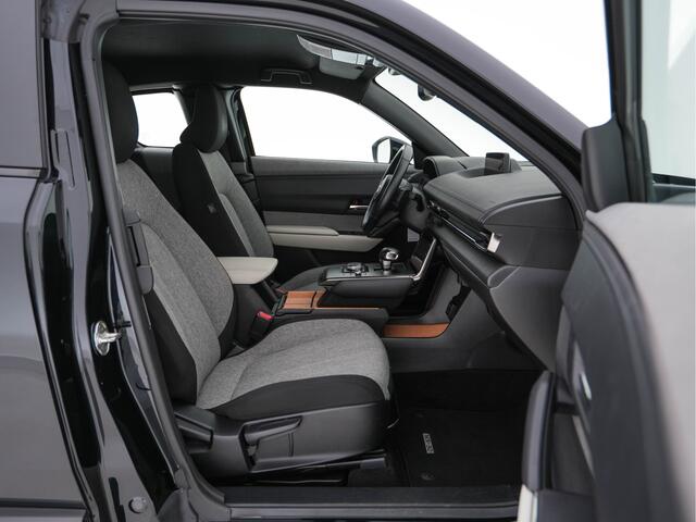 Mazda MX-30 e-SkyActiv 145 Comfort 36 kWh (INCL-BTW) *NAVI-FULLMAP | ADAPTIVE-CRUISE | BLIND-SPOT | FULL-LED | KEYLESS | CAMERA | DAB+ | HEAD-UP | VIRTUAL-COCKPIT | COMFORT-SEATS | 18''ALU*