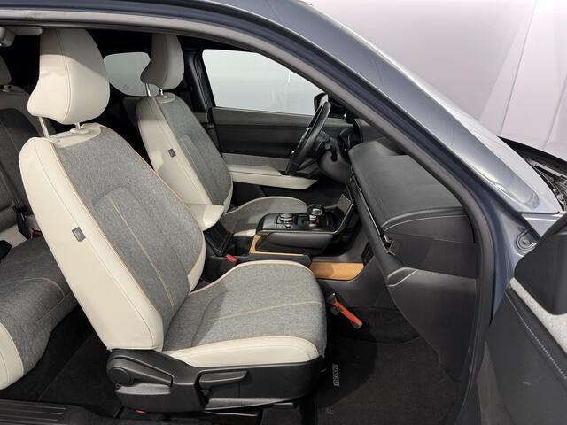 Mazda MX-30 e-SkyActiv 145 First Edition 36 kWh / 100% Electrisch / Navi / Camera / Luxe pakket