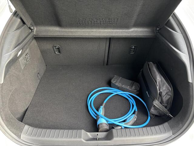 Mazda MX-30 e-SkyActiv R-EV 170 Advantage | 4-SEIZOENSBANDEN |