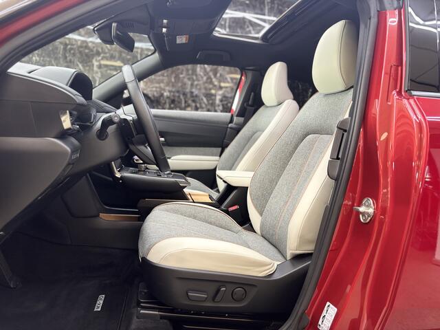 Mazda MX-30 e-SkyActiv R-EV 170 Makoto PANO/ BOSE SPEAKERS