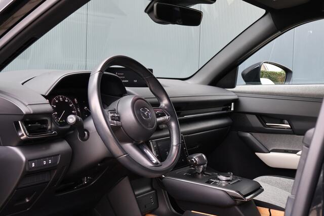 Mazda MX-30 e-SkyActiv 145 Advantage 36 kWh | Apple Carplay / Android Auto | Head-Up Display | Camera | Adaptieve Cruise Control
