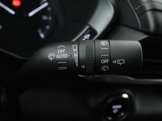 Mazda MX-30 e-SkyActiv R-EV 170 Advantage Demo Afschrijving | Actuele km stand/ Chassisnummer toevoegen en fotograferen bij Leseman | 24-09