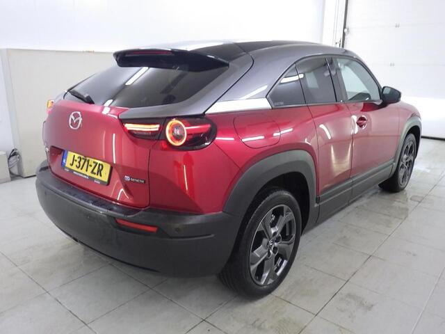 Mazda MX-30 E-SKYACTIV 145 FIRST EDITION 36 KWH I 94% SOH I APPLE CARPLAY I P-CAMERA I CLIMATE CONTROL I NAVIGATIE