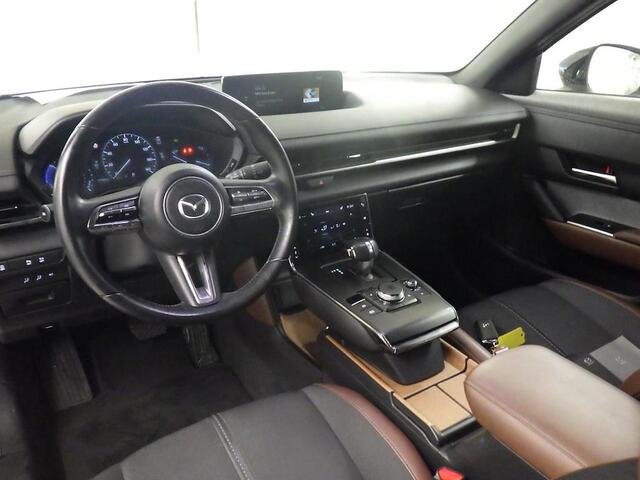 Mazda MX-30 E-SKYACTIV 145 FIRST EDITION 36 KWH I 94% SOH I APPLE CARPLAY I P-CAMERA I CLIMATE CONTROL I NAVIGATIE
