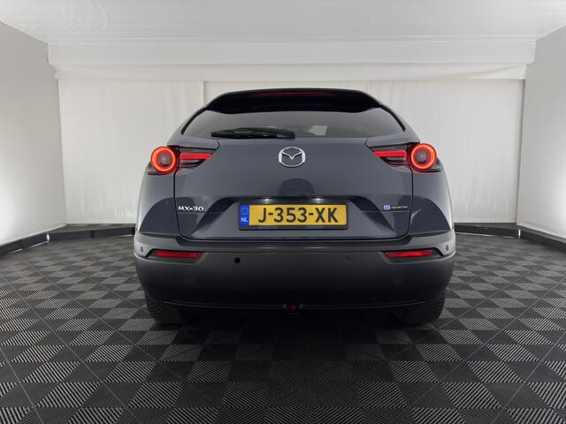 Mazda MX-30 e-SkyActiv 145 First Edition 36 kWh {SOH-92%} (INCL-BTW) *LEATHER-MICROFIBRE | FULL-LED | NAVI-FULLMAP | CCS-FASTLOADER | KEYLESS | BLIND-SPOT | ADAPT.-CRUISE | HEAD-UP | CAMERA | DIGI-COCKPIT | MEMORY-PACK | SHIFT-PADDLES | ...