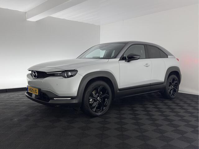 Mazda MX-30 e-SkyActiv 145 First Edition 36 kWh (INCL-BTW) Aut.*LEATHER-MICROFIBRE | FULL-LED | NAVI-FULLMAP | KEYLESS | BLIND-SPOT | ADAPTIVE-CRUISE | HEAD-UP | CAMERA | DIGI-COCKPIT | MEMORY-PACK | SHIFT-PADDLES | 18"ALU*