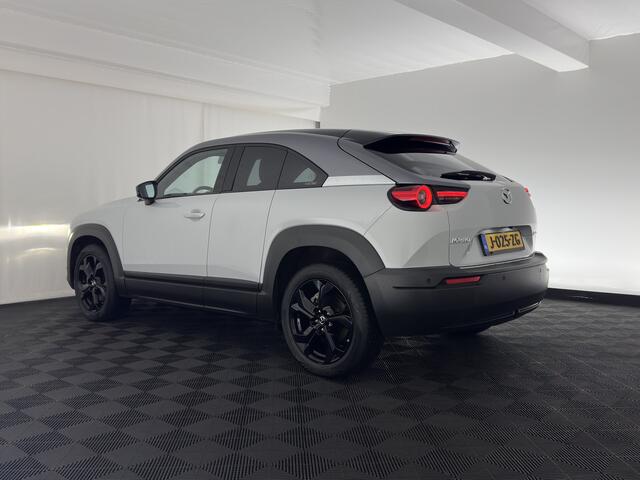 Mazda MX-30 e-SkyActiv 145 First Edition 36 kWh (INCL-BTW) Aut.*LEATHER-MICROFIBRE | FULL-LED | NAVI-FULLMAP | KEYLESS | BLIND-SPOT | ADAPTIVE-CRUISE | HEAD-UP | CAMERA | DIGI-COCKPIT | MEMORY-PACK | SHIFT-PADDLES | 18"ALU*