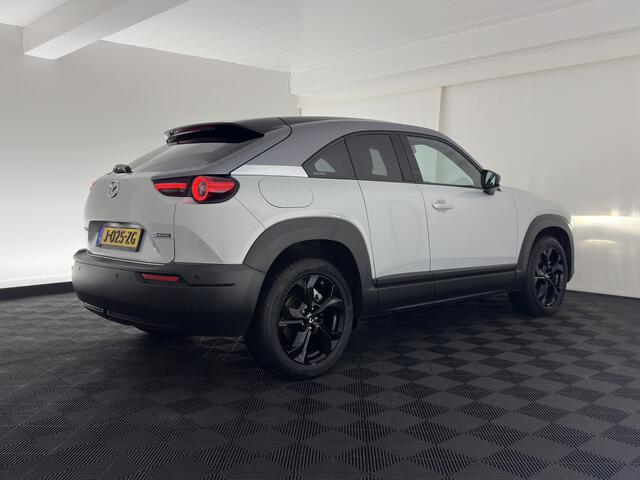Mazda MX-30 e-SkyActiv 145 First Edition 36 kWh (INCL-BTW) Aut.*LEATHER-MICROFIBRE | FULL-LED | NAVI-FULLMAP | KEYLESS | BLIND-SPOT | ADAPTIVE-CRUISE | HEAD-UP | CAMERA | DIGI-COCKPIT | MEMORY-PACK | SHIFT-PADDLES | 18"ALU*