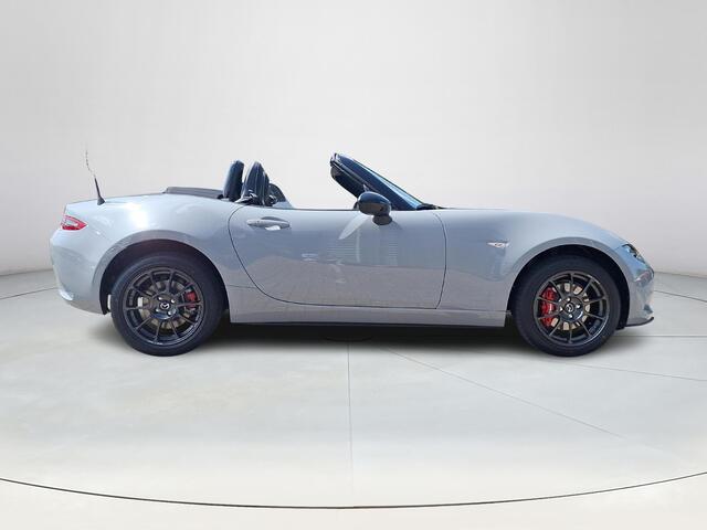 Mazda MX-5 1.5 SkyActiv-G 132 Homura | Brembo remschijven | Sportonderstel | Bose | Recaro stoelen | Achteruirijcamera | BBS Forged velgen | Full led adaptieve koplampen | Draadloze Applecarplay en Android Auto | Navigatie | Cruise Control | Stoelverwarming |