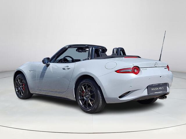 Mazda MX-5 1.5 SkyActiv-G 132 Homura | Brembo remschijven | Sportonderstel | Bose | Recaro stoelen | Achteruirijcamera | BBS Forged velgen | Full led adaptieve koplampen | Draadloze Applecarplay en Android Auto | Navigatie | Cruise Control | Stoelverwarming |