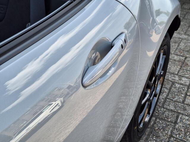 Mazda MX-5 1.5 SkyActiv-G 132 Homura | Brembo remschijven | Sportonderstel | Bose | Recaro stoelen | Achteruirijcamera | BBS Forged velgen | Full led adaptieve koplampen | Draadloze Applecarplay en Android Auto | Navigatie | Cruise Control | Stoelverwarming |