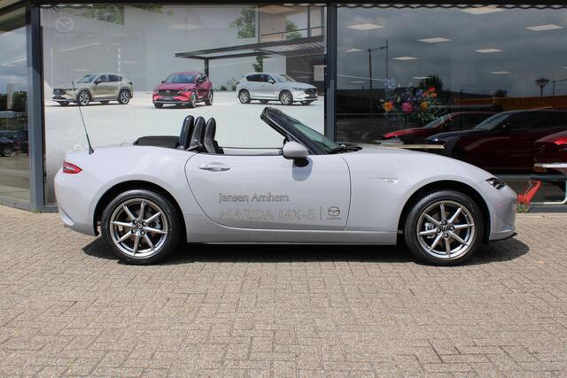 Mazda MX-5 1.5 SkyActiv-G 132 Exclusive-Line Demovoordeel ¤ 6.000-, Navi, Clima, Leder, Apple Carplay, 16"inch Bright dark LM velgen, camera, BSM, Bose®.