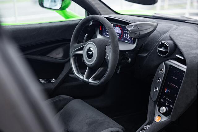 Mclaren 750S Spider 4.0 V8 | Mantis Green | Full Carbon | P1 Seats |