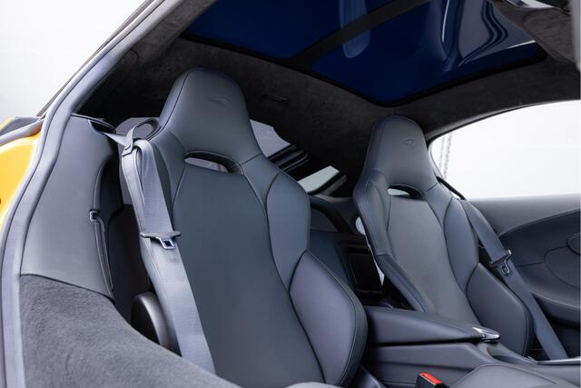 Mclaren GT 4.0 V8 | Matt Papaya Spark | Electrochromic Roof | MSO |