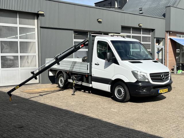Mercedes-Benz 311 CDI Sprinter 2.2 366 Hiab 009 Laadkraan Airco Trekhaak 2000kg 3-Persoons Camera Ex gemeente Kraan Autolaadkraan Gereedschapskist Open laadbak Pick-up p-up Euro 6 ( EX gemeinde )