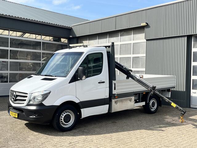 Mercedes-Benz 311 CDI Sprinter 2.2 366 Hiab 009 Laadkraan Airco Trekhaak 2000kg 3-Persoons Camera Ex gemeente Kraan Autolaadkraan Gereedschapskist Open laadbak Pick-up p-up Euro 6 ( EX gemeinde )
