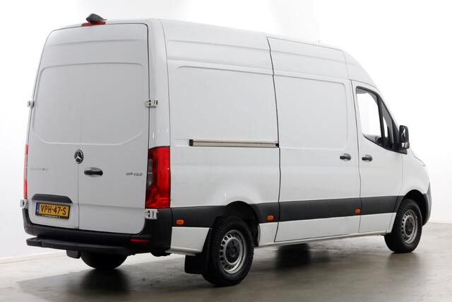 Mercedes-Benz 311 CDI Sprinter 115pk RWD 7G Automaat L2H2 Airco/Camera 05-2021