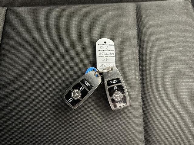 Mercedes-Benz 311 CDI Sprinter L2H2 Werkplaats | Oprijplaat | Multimedia | Camera | Airco