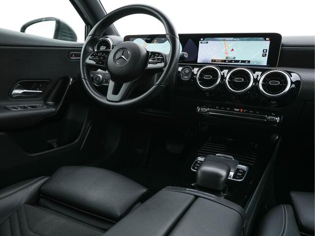 Mercedes-Benz A-KLASSE 180 Advantage Style-Pack Aut. *WIDESCREEN-VIRTUAL-COCKPIT | DAB | LEDER-MICROFIBRE | CAMERA | NAVI-FULLMAP | ECC | PDC | CRUISE | APP-CONNECT | SPORT-SEATS | 16"ALU*
