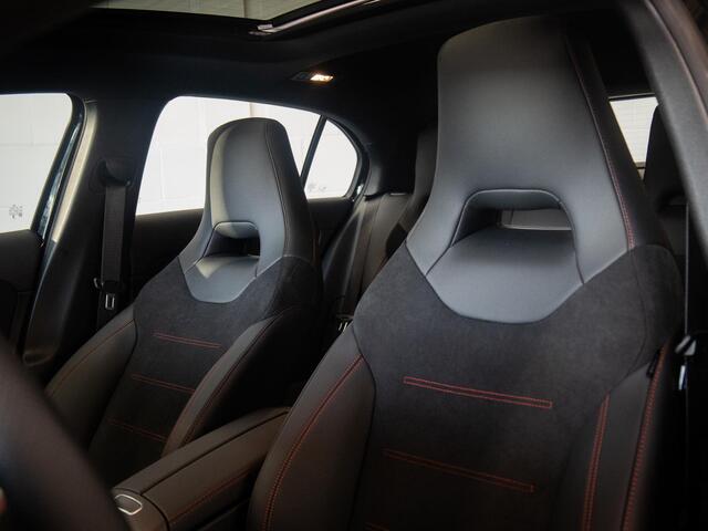 Mercedes-Benz A-KLASSE 180 Star Edition AMG Line Panorama dak