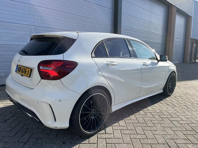 Mercedes-Benz A-KLASSE 180 Ambition AMG | PANO | CAM | KEYLES | DODEHOEK |