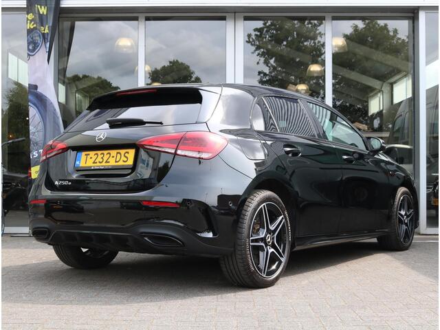 Mercedes-Benz A-KLASSE 250 e AMG line | Night pakket
