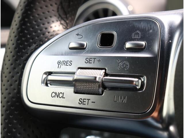 Mercedes-Benz A-KLASSE 250 e AMG line | Night pakket