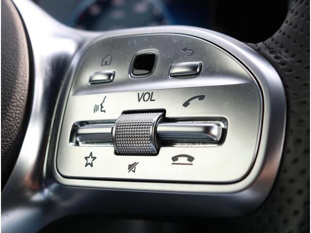 Mercedes-Benz A-KLASSE 250 e AMG line | Night pakket