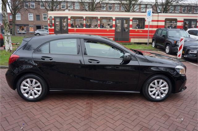 Mercedes-Benz A-KLASSE 160 CAMERA NAVIGATIE TELEFOON.....