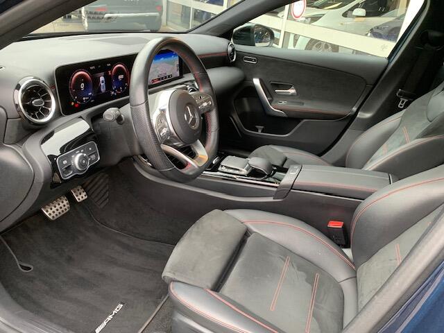 Mercedes-Benz A-KLASSE 180 Business Solution AMG, Panoramadak, 18inch LMV .