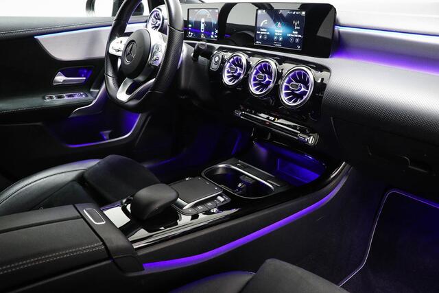 Mercedes-Benz A-KLASSE 250 e Premium Plus | SFEERVERLICHTING | DAB | APPLE | 18"