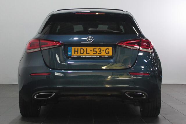 Mercedes-Benz A-KLASSE 200 Luxury Line - Pano / Carplay / Camera / Dodehoek
