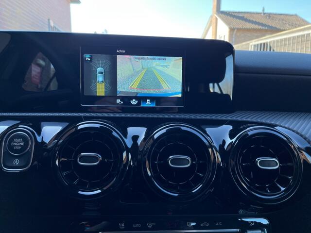 Mercedes-Benz A-KLASSE 180 SOLUTION LUXURY AUTOMAAT / NAVI / CRUISE CTR. / CAMERA