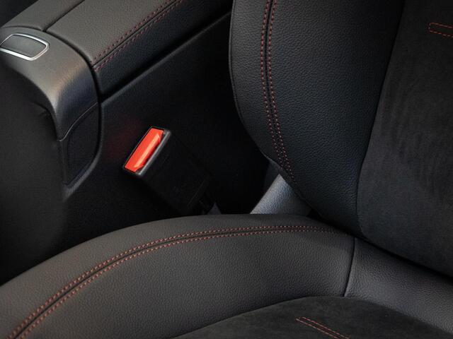 Mercedes-Benz A-KLASSE 250 e Star Edition AMG Line