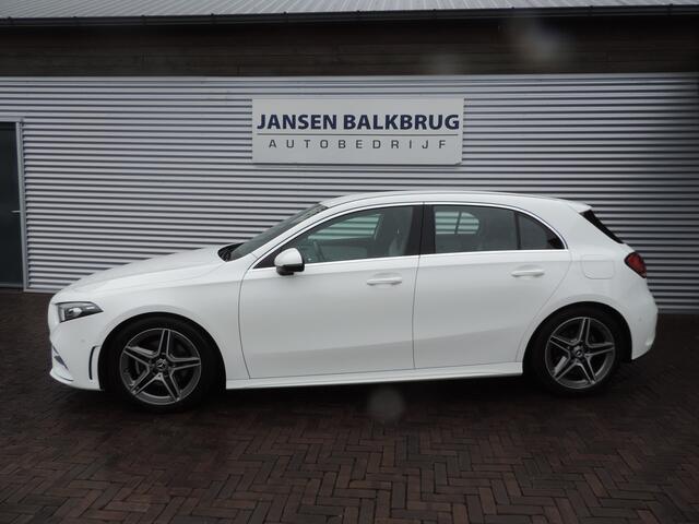 Mercedes-Benz A-KLASSE 180 Business Solution AMG Upgrade auto is nieuw zeer mooi