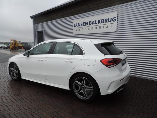Mercedes-Benz A-KLASSE 180 Business Solution AMG Upgrade auto is nieuw zeer mooi