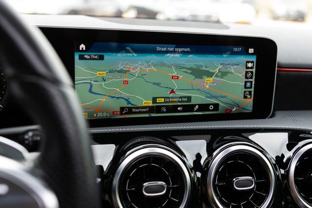 Mercedes-Benz A-KLASSE 180 d AMG Night|Panorama|Widescreen|LED|MBUX Aut7