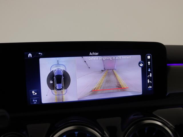 Mercedes-Benz A-KLASSE 250 e Luxury Nightpakket | Panoramaschuifdak | Bumester Sound | 360 Gr Camera | Dode Hoek Ass | Car Play | Extra USB-poorten | Burmester surround sound system | Parkeerpakket met 360°-camera |