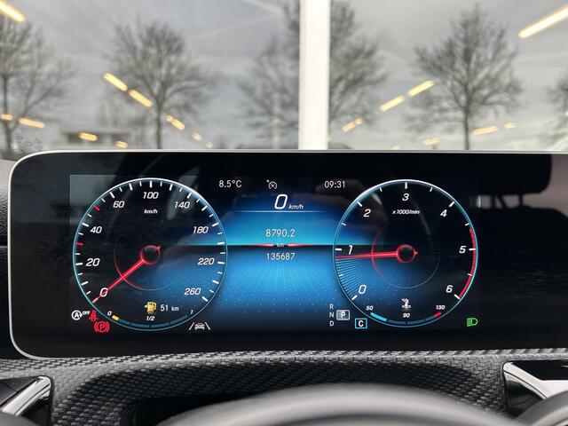 Mercedes-Benz A-KLASSE 180 d Business Solution 50% deal 10.975,- ACTIE Widescreen / Stoel verwarming / LED / Camera