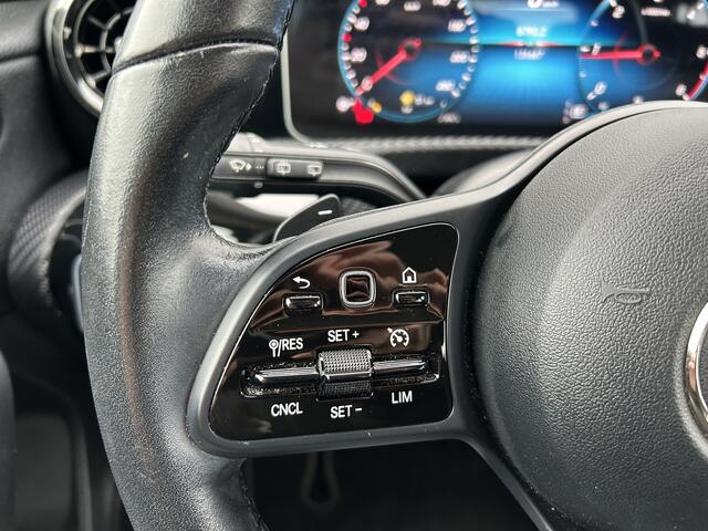 Mercedes-Benz A-KLASSE 180 d Business Solution 50% deal 10.975,- ACTIE Widescreen / Stoel verwarming / LED / Camera