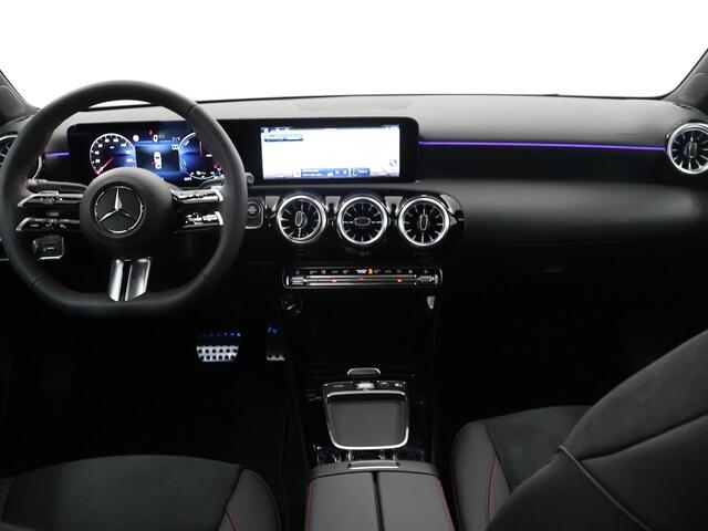 Mercedes-Benz A-KLASSE 250 e Limousine Business Solution AMG 250 e Business Solution AMG Mercedes-Benz A 250 e Limousine Business Solution AMG