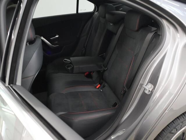 Mercedes-Benz A-KLASSE 250 e Limousine Business Solution AMG 250 e Business Solution AMG Mercedes-Benz A 250 e Limousine Business Solution AMG