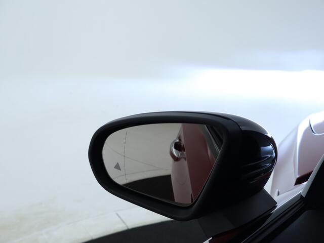 Mercedes-Benz A-KLASSE 250 e Business Solution AMG | Nightpakket | AMG Line Plus pakket | Parkeerpakket met 360°-camera | KEYLESS GO-comfortpakket | Verwarmde stoelen vooraan | Extra USB-poorten | Dodehoekassistent | Head-up display |