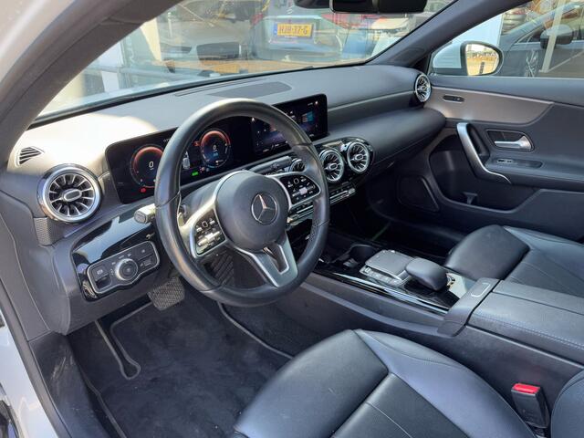Mercedes-Benz A-KLASSE 250 e Business Solution Luxury Limited