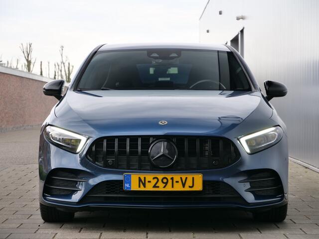 Mercedes-Benz A-KLASSE 180 Business Solution 136pk AMG Automaat Navigatie / LED / Camera / Sfeerverlichting